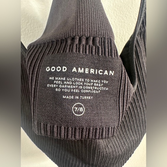 GOOD AMERICAN Black Ribbed Crossback Stretch Top SIZE 7/8 (4XL/5XL) LARGE Active - Picture 3 of 5